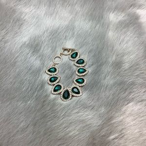 Gorgeous faux emerald, rhinestone, & gold bracelet